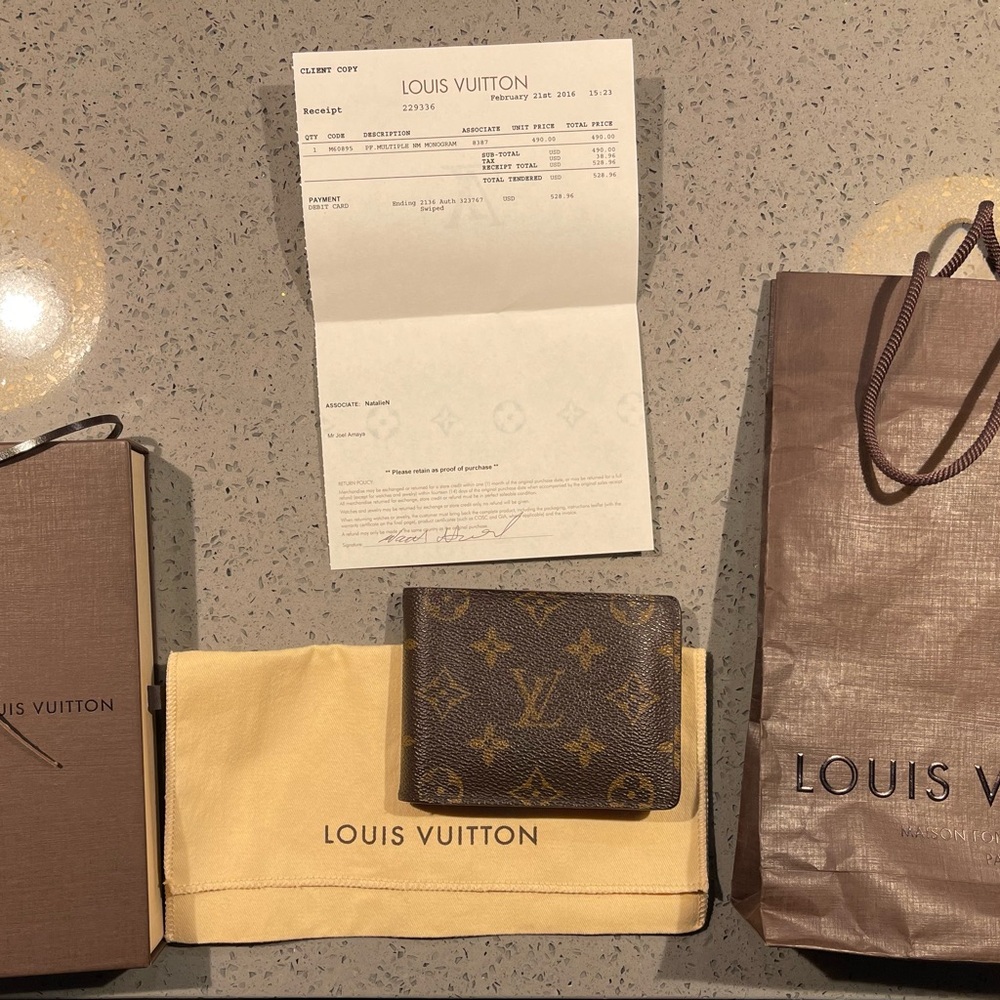 Louis Vuitton Monogram Bifold